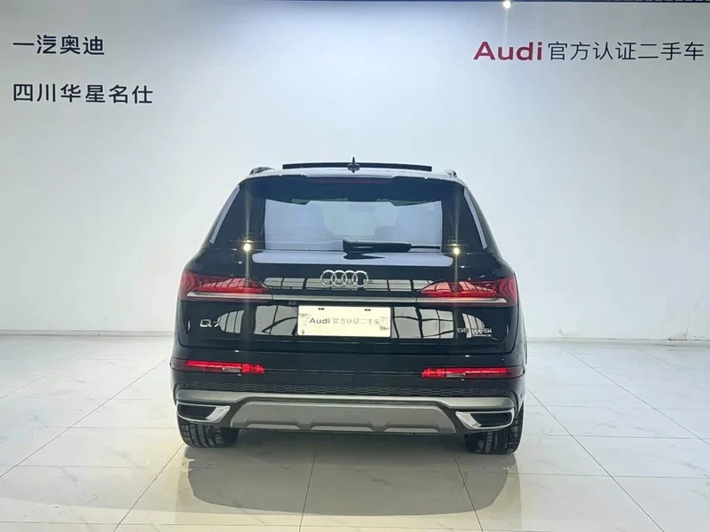 Audi Q7 — фото 5
