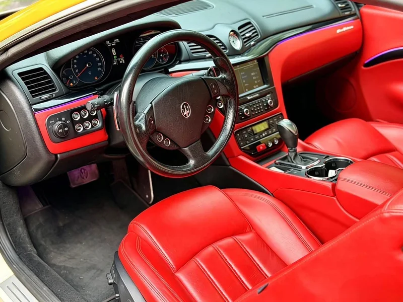 Maserati GranTurismo — фото 11