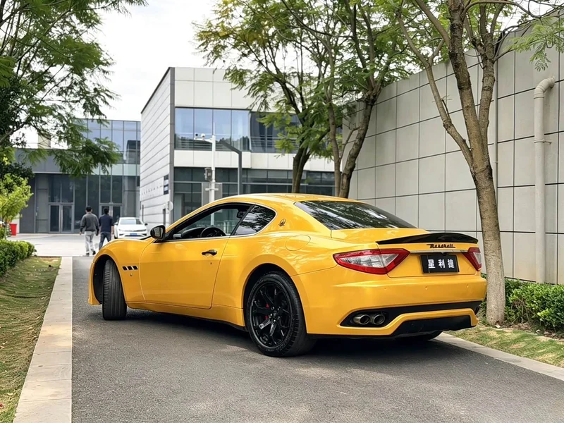 Maserati GranTurismo — фото 5