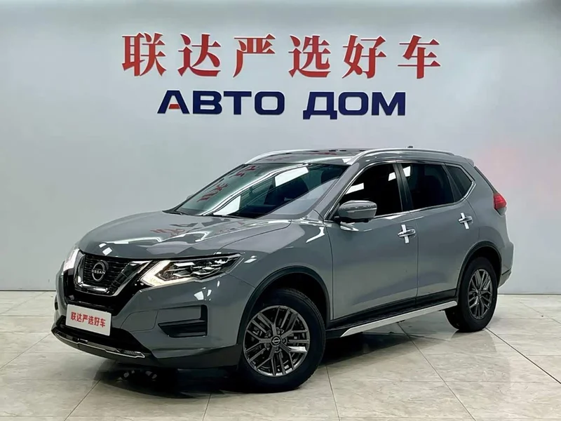 Nissan X-Trail — фото 1