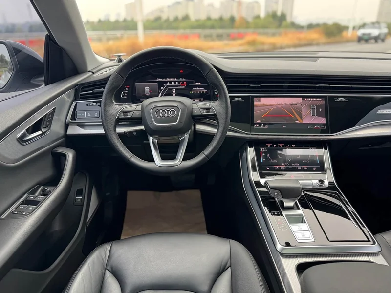 Audi Q8 — фото 10