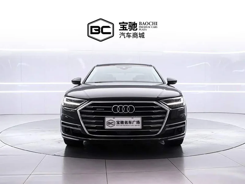 Audi A8 — фото 2