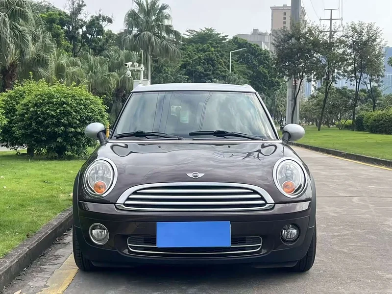MINI CLUBMAN — фото 2