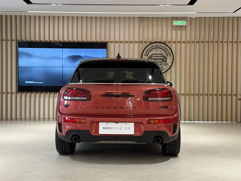 MINI CLUBMAN — фото 8