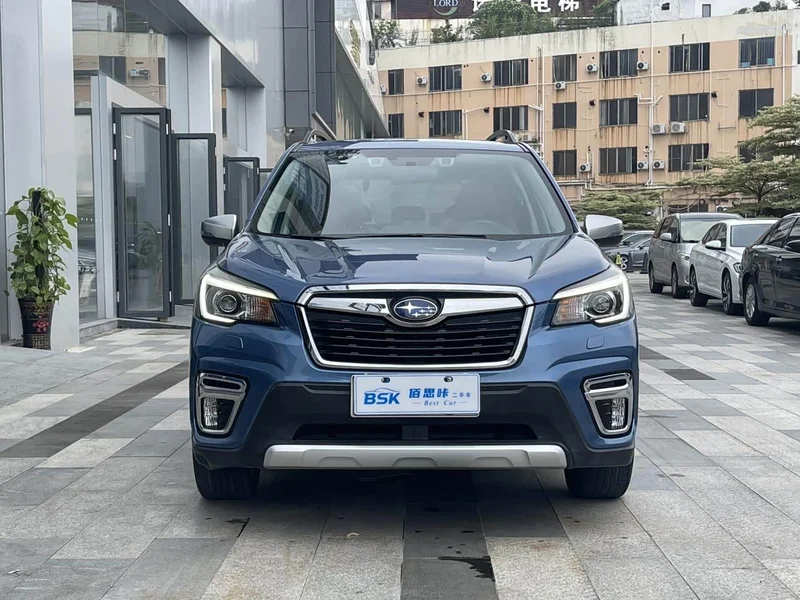 Subaru Forester — фото 2