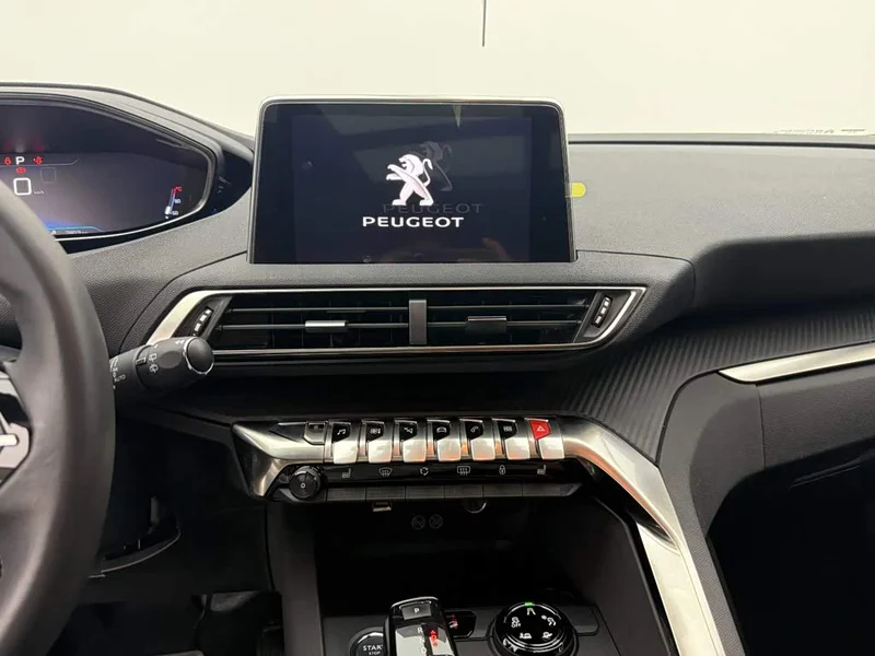 Peugeot 4008 — фото 12