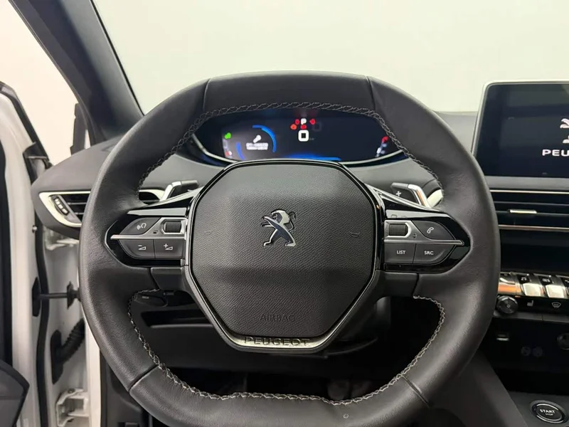 Peugeot 4008 — фото 10