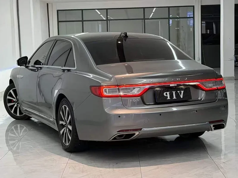 Lincoln Continental — фото 7