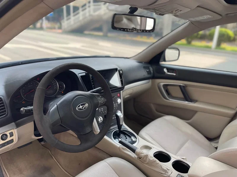 Subaru Legacy — фото 14