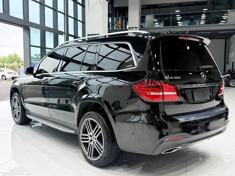 Mercedes-Benz GLS — фото 16
