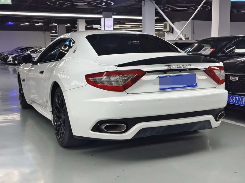 Maserati GranTurismo — фото 10