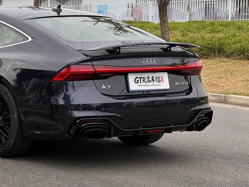 Audi A7 — фото 11