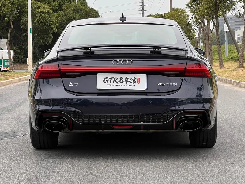 Audi A7 — фото 9
