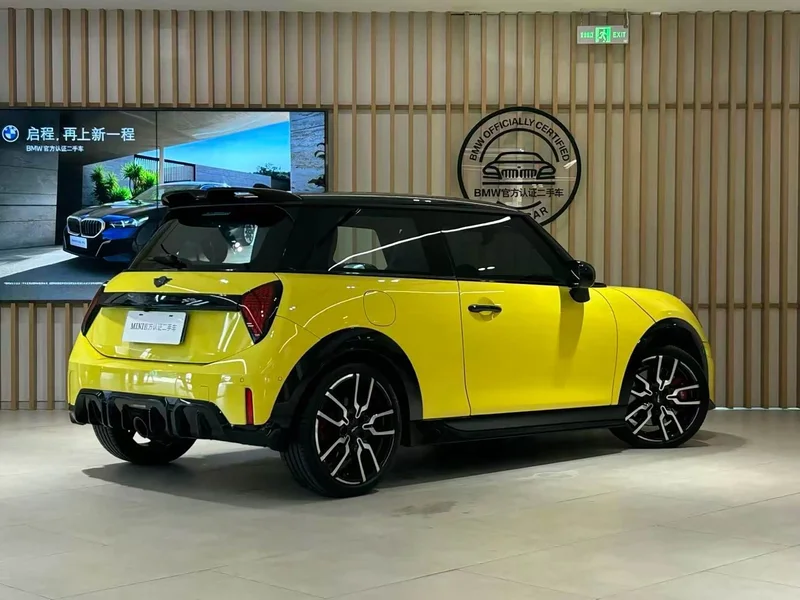 MINI JCW — фото 10