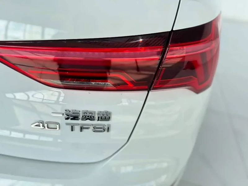 Audi Q3 — фото 13
