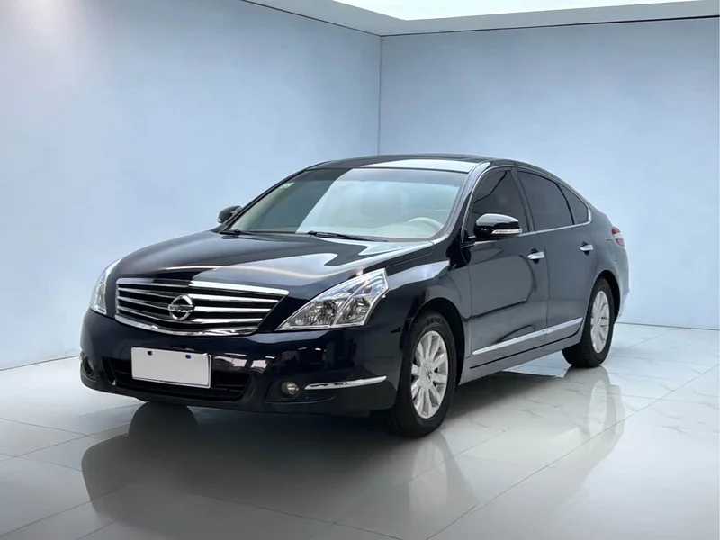 Nissan Teana — фото 1