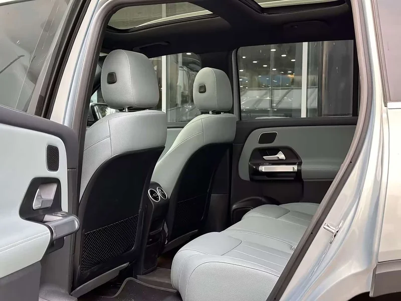Mercedes-Benz EQB — фото 10