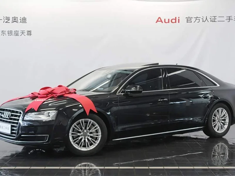 Audi A8 — фото 3