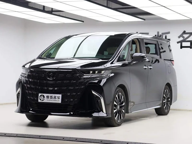 Toyota Alphard — фото 33