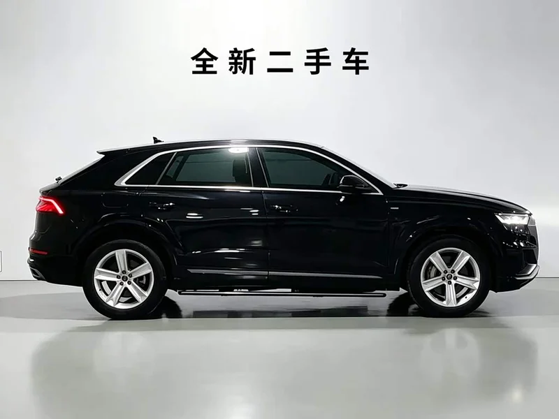 Audi Q8 — фото 4