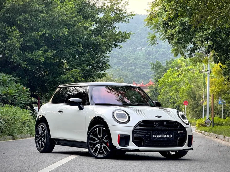 MINI JCW — фото 6