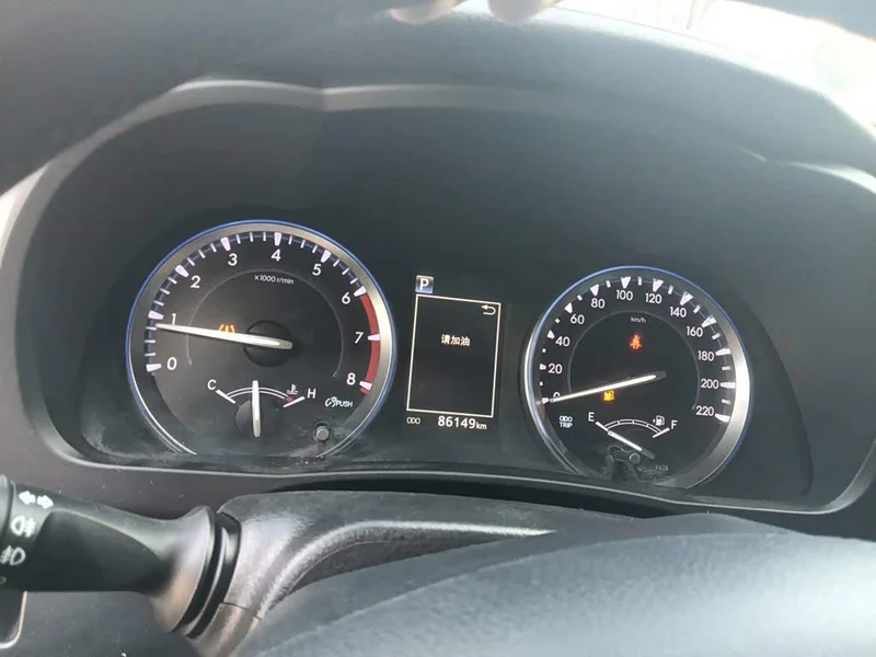 Toyota Highlander — фото 12