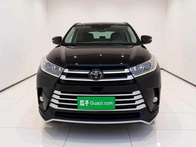 Toyota Highlander — фото 2