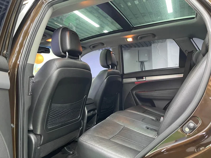 Kia Sorento — фото 20