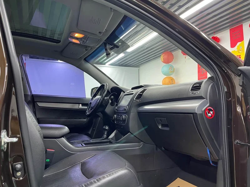 Kia Sorento — фото 21