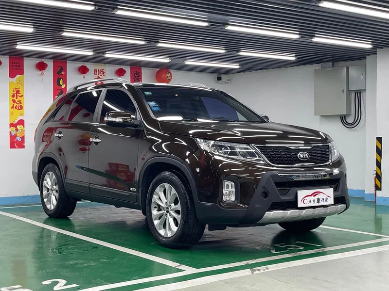 Kia Sorento — фото 3