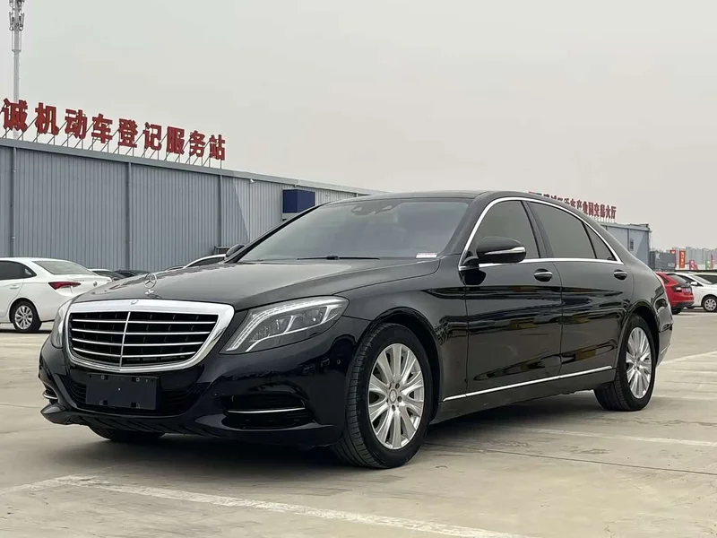 Mercedes-Benz S-Class — фото 1