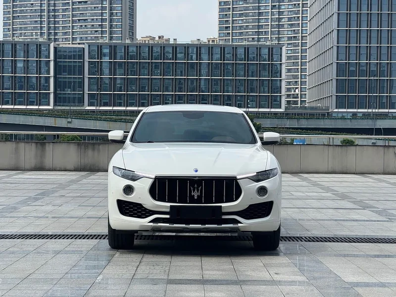 Maserati Levante — фото 2