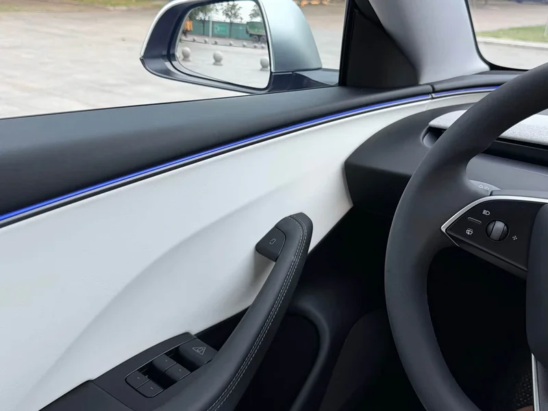 Tesla Model 3 — фото 10