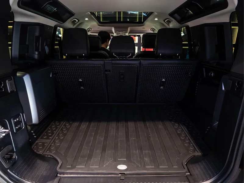 Land Rover Defender — фото 12