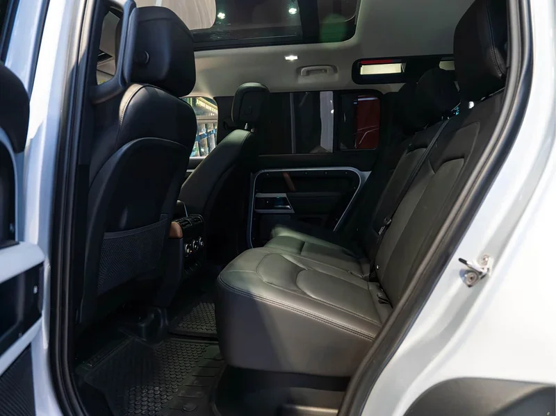 Land Rover Defender — фото 24