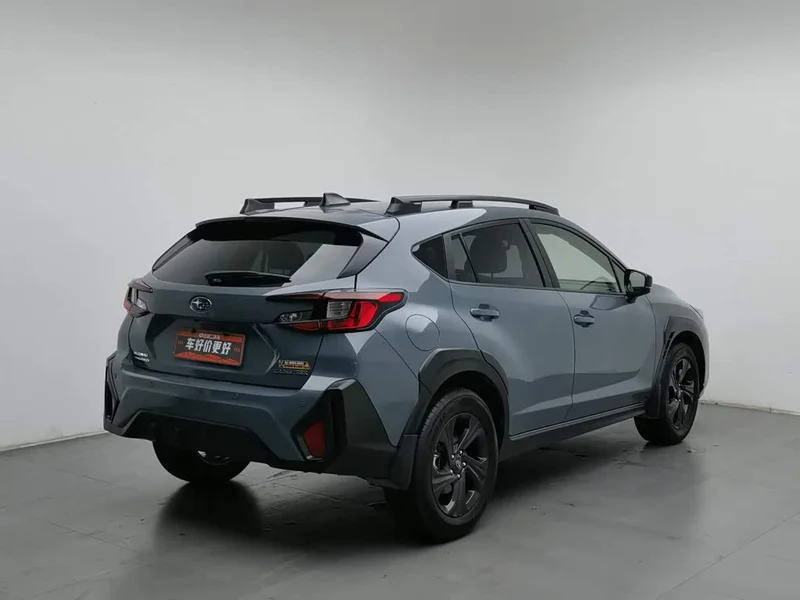 Subaru Crosstrek — фото 2