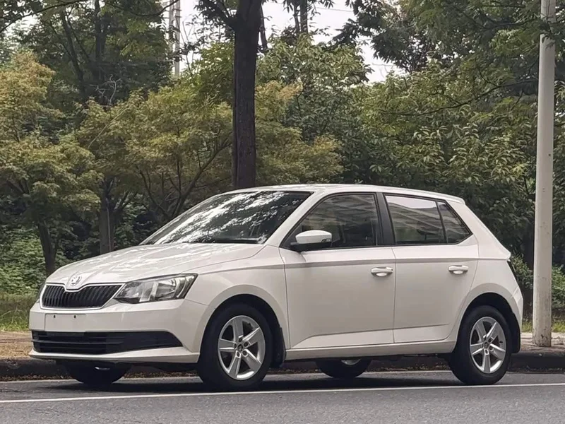 Skoda Citigo — фото 1