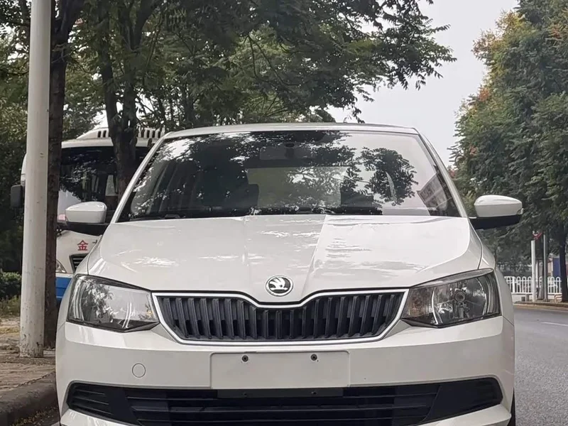Skoda Citigo — фото 2