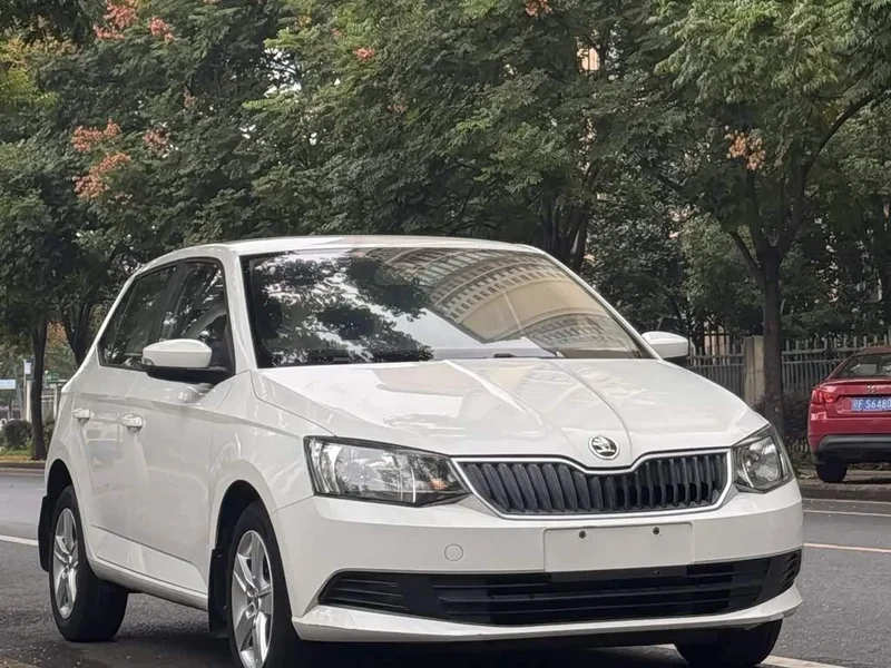 Skoda Citigo — фото 3