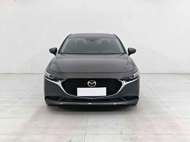 Mazda 3 Axela — фото 3