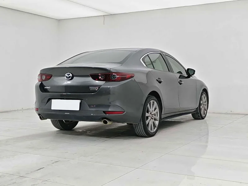 Mazda 3 Axela — фото 6