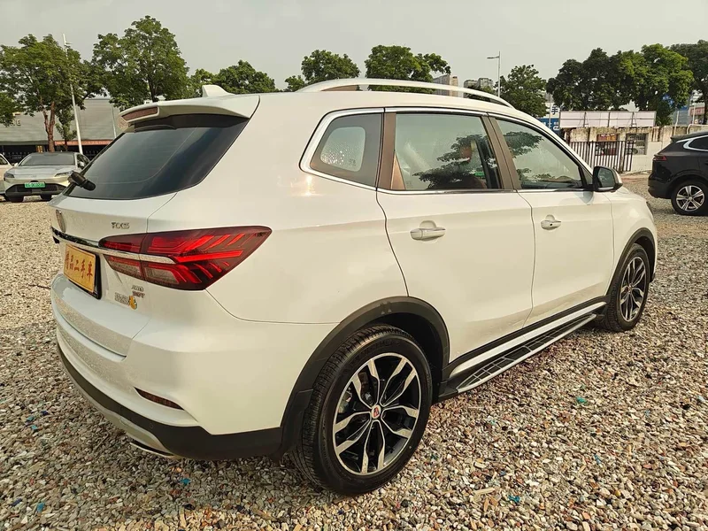 Roewe RX5 — фото 4