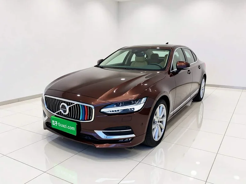 Volvo S90 — фото 1