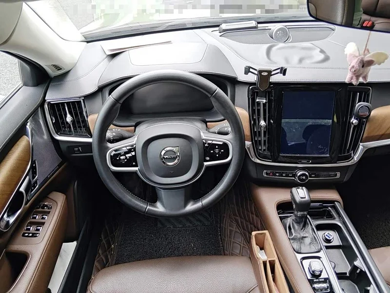 Volvo S90 — фото 11