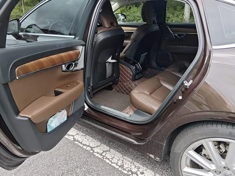 Volvo S90 — фото 18