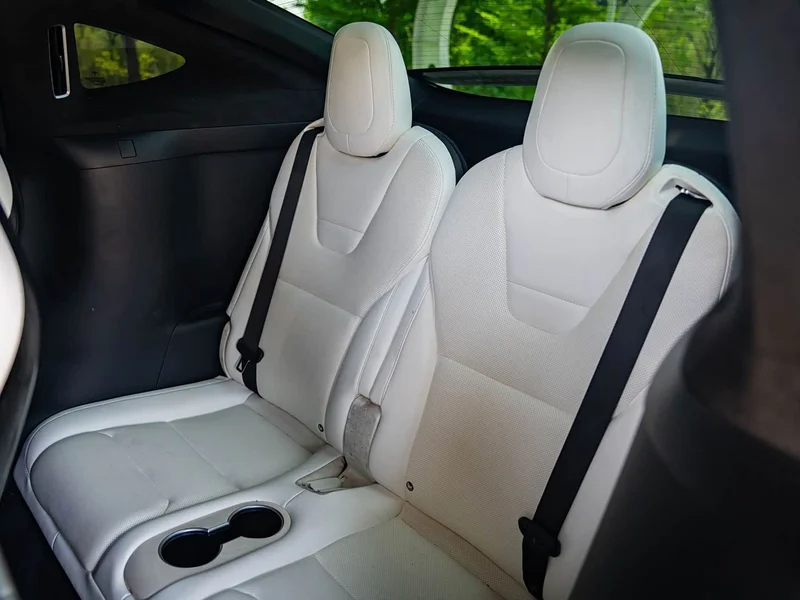 Tesla Model X — фото 21