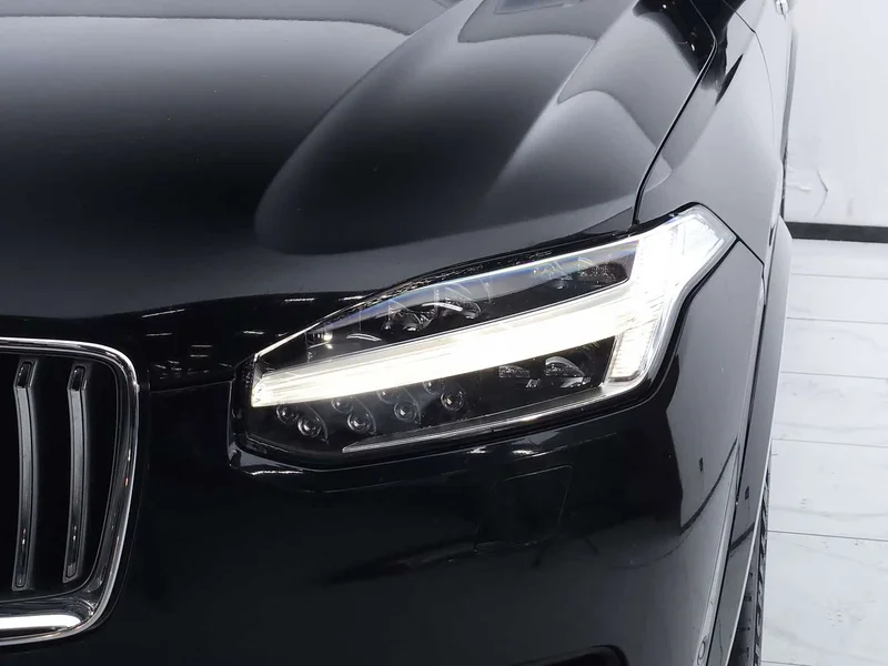 Volvo XC90 — фото 20