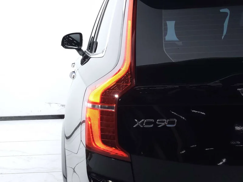 Volvo XC90 — фото 22