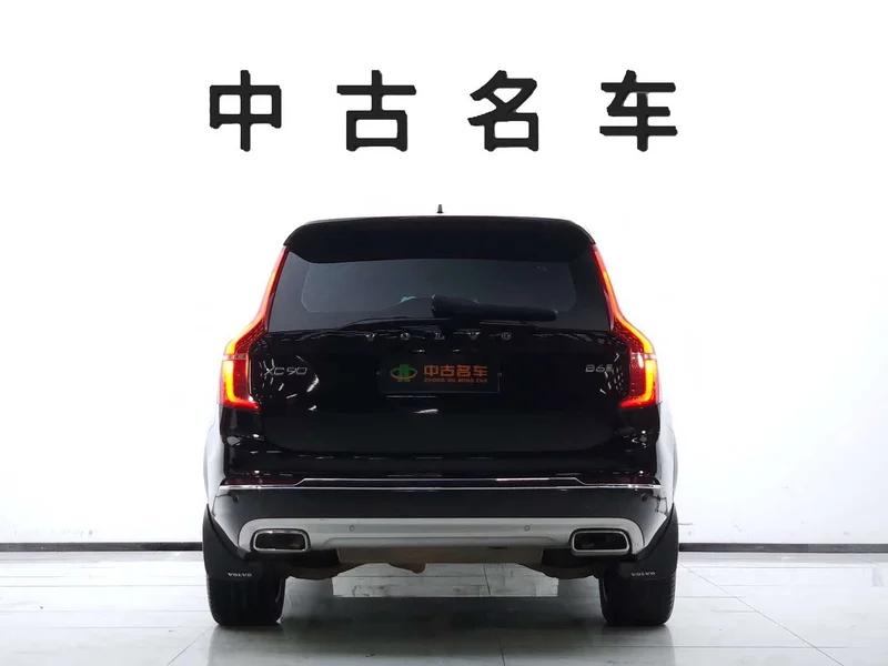 Volvo XC90 — фото 6