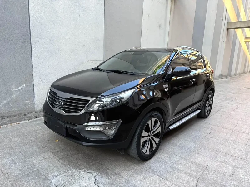 Kia Sportage — фото 1